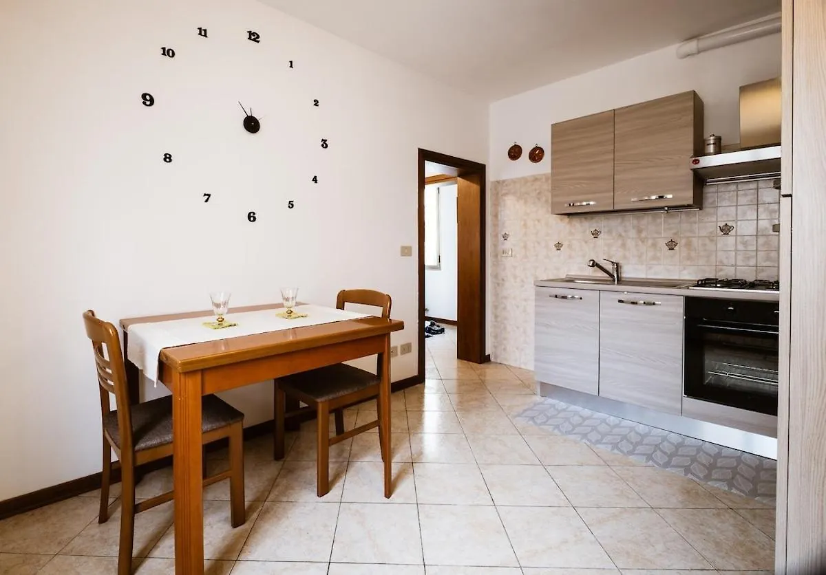 Ca' Fettier Canal View Venice Apartment